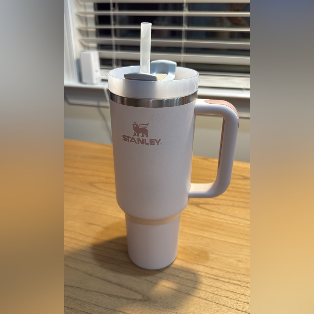 Stanley 40 oz Quencher Tumbler Rose Quartz